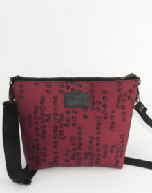 bolso en plastico reciclado sostenible