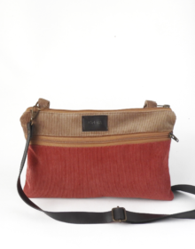 bolso vegano sostenible moda circular Cris B