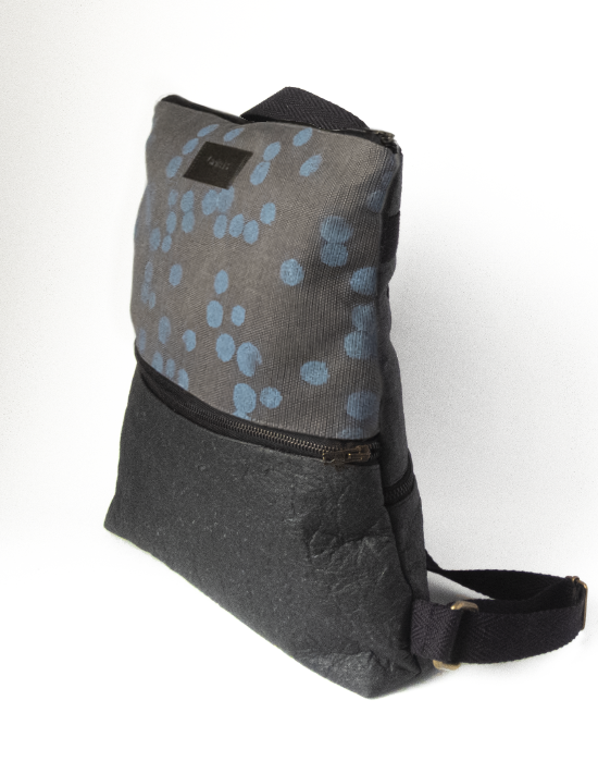 mochila piñatex algodon organico cris b