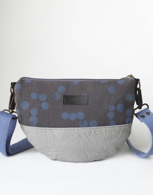 bolso vegano de algodon organico y piñatex y sostenible de Cris B